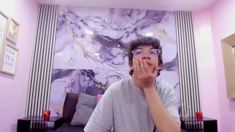 Snapshot of desire_ecstasy chatting on November 12, 1:00 pm desire_ecstasy online show from November 12, 1:00 pm