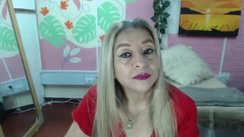 Snapshot of desire_latin chatting on February 20, 4:46 pm VALERIA online show from February 20, 4:46 pm