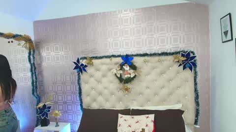 Snapshot of desire_sara chatting on January 10, 12:26 pm Sara Desire online show from January 10, 12:26 pm