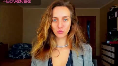 Snapshot of desired_zoya chatting on September 26, 4:27 am desired zoya online show from September 26, 4:27 am