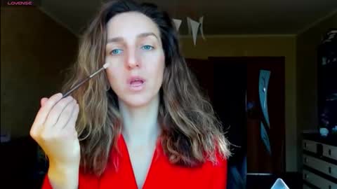 Snapshot of desired_zoya chatting on October 16, 4:35 am desired zoya online show from October 16, 4:35 am