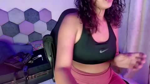 TORI AND MR. BEAR online show from July 16, 6:14 pm