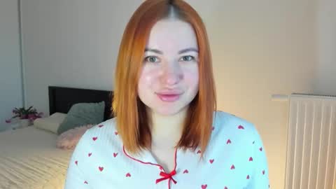 Snapshot of desirelayla chatting on November 19, 7:19 am LAYLA online show from November 19, 7:19 am