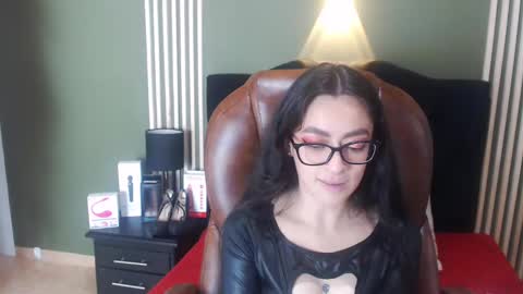 Snapshot of desiring__angel chatting on January 8, 12:15 pm Desiring Angel online show from January 8, 12:15 pm