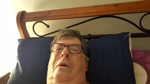 Desmon1958 online show from February 4, 7:42 pm