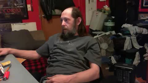 Snapshot of desolation2012 chatting on January 27, 8:40 am desolation2012 online show from January 27, 8:40 am