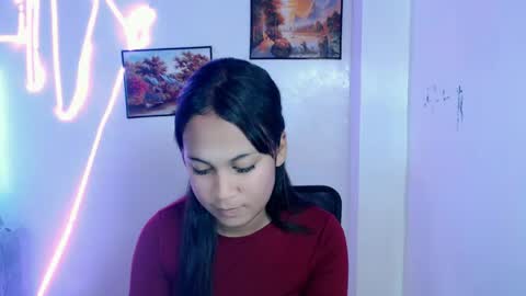 Snapshot of dess_morena chatting on June 25, 3:38 pm Dess online show from June 25, 3:38 pm