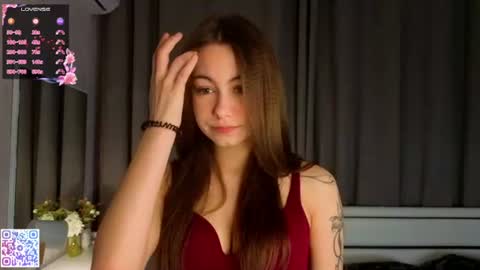 Snapshot of dessiemaletta chatting on June 18, 6:23 pm Jane online show from June 18, 6:23 pm