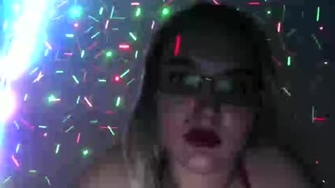 Kendra online show from November 28, 6:10 pm