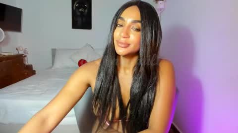 Destinne Mill online show from February 20, 2:57 pm