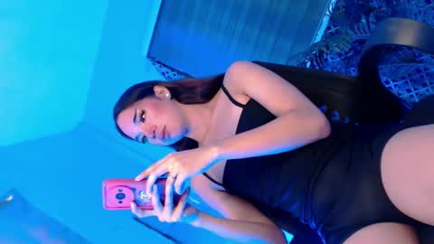 Snapshot of destinyrosexxx chatting on January 10, 2:35 am Chelsea online show from January 10, 2:35 am