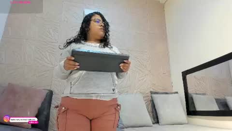 Snapshot of destinysins chatting on June 29, 12:38 pm Destinysins online show from June 29, 12:38 pm