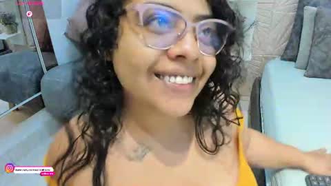 Snapshot of destinysins chatting on July 7, 12:42 pm Destinysins online show from July 7, 12:42 pm