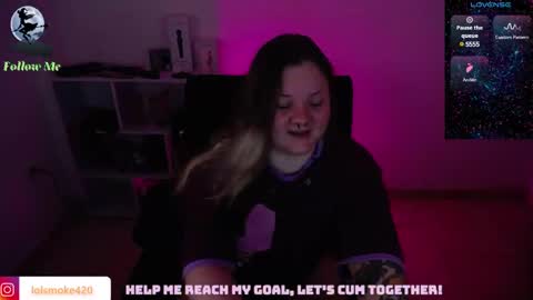 Snapshot of destroyall420 chatting on February 4, 6:57 am Lola Bdsm and fries online show from February 4, 6:57 am