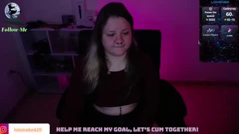 Snapshot of destroyall420 chatting on February 11, 1:41 am Lola Bdsm and fries online show from February 11, 1:41 am