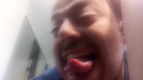 Snapshot of destroyingunit chatting on November 9, 3:49 am destroyingunit online show from November 9, 3:49 am