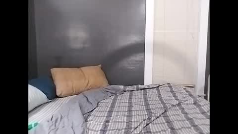 Snapshot of desturbingdetale699 chatting on December 12, 6:14 am desturbingdetale699 online show from December 12, 6:14 am