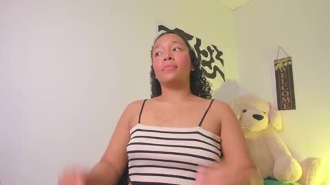 desty_y online show from February 26, 2:54 am