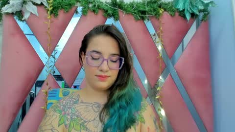 Deva Blue online show from January 8, 7:13 am