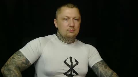 Snapshot of devilwithtats chatting on May 24, 11:48 am Lucian online show from May 24, 11:48 am