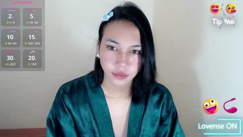 Snapshot of devine_glorymocha chatting on June 26, 6:07 am devine_glorymocha online show from June 26, 6:07 am