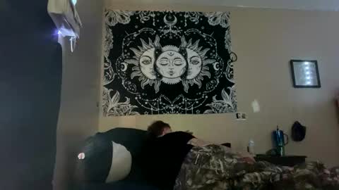 Snapshot of devinfillps chatting on February 13, 4:25 pm devinfillps online show from February 13, 4:25 pm