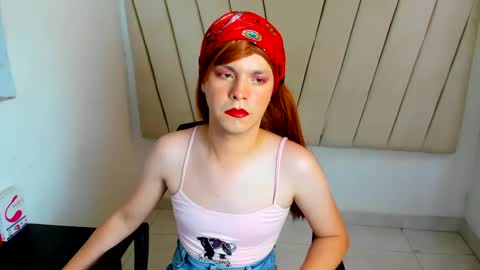 Snapshot of devon_dice chatting on December 21, 6:34 pm Alex online show from December 21, 6:34 pm