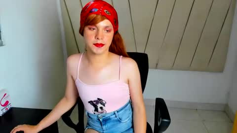 Snapshot of devon_dice chatting on December 21, 10:40 pm Alex online show from December 21, 10:40 pm