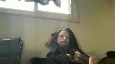 deweydreams online show from April 29, 8:04 pm