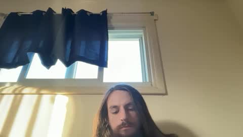 Snapshot of deweydreams chatting on June 2, 10:39 am deweydreams online show from June 2, 10:39 am