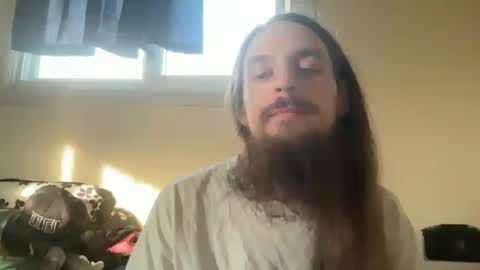 Snapshot of deweydreams chatting on June 14, 11:01 am deweydreams online show from June 14, 11:01 am