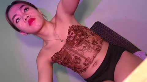 Snapshot of dexie121698 chatting on March 11, 3:05 am dexie121698 online show from March 11, 3:05 am