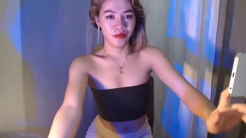 Snapshot of dexie121698 chatting on March 12, 5:13 am dexie121698 online show from March 12, 5:13 am