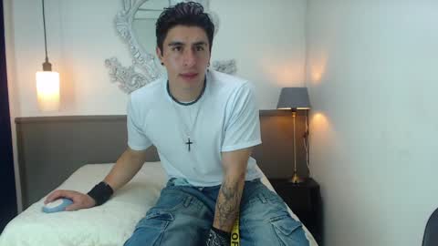 Snapshot of dexter_vozz chatting on April 16, 12:06 pm dexter online show from April 16, 12:06 pm