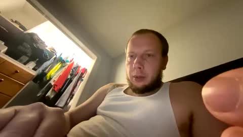 Snapshot of deznuts130 chatting on January 18, 4:04 am deznuts130 online show from January 18, 4:04 am