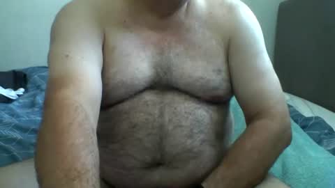 Snapshot of dgdgn chatting on July 7, 9:24 am dgdgn online show from July 7, 9:24 am