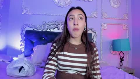 Dhalia online show from March 18, 4:15 am