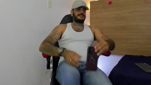 Snapshot of dhamian_wolf_hunter chatting on November 9, 8:07 pm dhaian online show from November 9, 8:07 pm