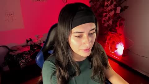 Snapshot of dhaniela_naugthy chatting on November 20, 7:35 pm dhaniela naugthy online show from November 20, 7:35 pm