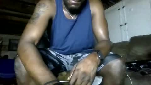 Snapshot of dhbbc454336 chatting on June 29, 10:37 am Marcus D-von Steel as the raunchy ass sniffer thrill me with your online show from June 29, 10:37 am