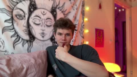 Di Alex online show from December 26, 10:05 am