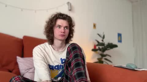 Di Alex online show from March 13, 8:54 am