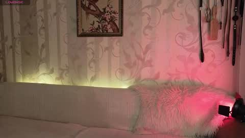 Snapshot of dia__diana chatting on September 9, 2:16 pm Diana Di Honey online show from September 9, 2:16 pm