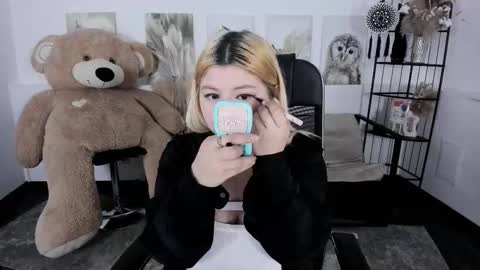 Dia online show from January 15, 2:05 am