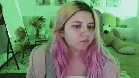 Dia online show from February 11, 7:30 pm