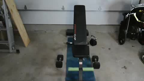 Yeti online show from February 24, 9:57 pm