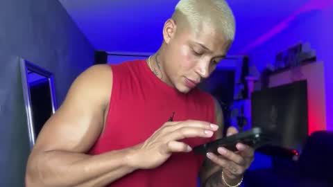 Snapshot of diagostone chatting on October 29, 11:50 pm Diego online show from October 29, 11:50 pm