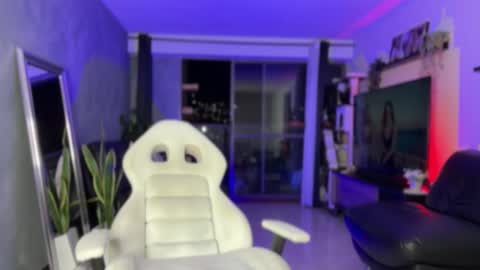 Snapshot of diagostone chatting on November 7, 11:27 pm Diego online show from November 7, 11:27 pm