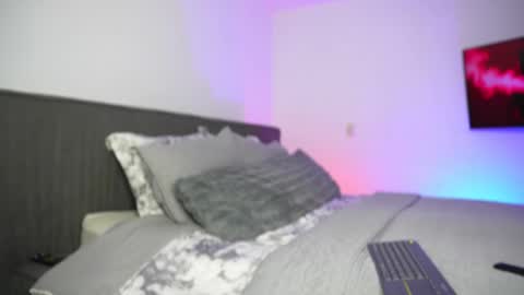 Snapshot of diagostone chatting on November 23, 11:37 pm Diego online show from November 23, 11:37 pm