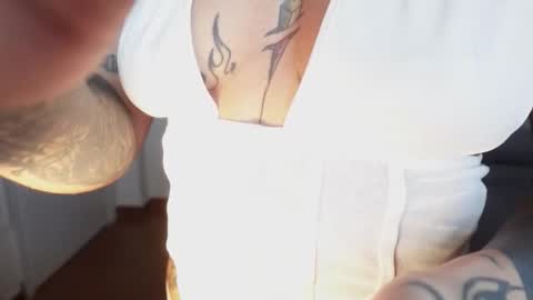 Melissa My schedule 10pm time Colombia online show from February 9, 1:15 pm